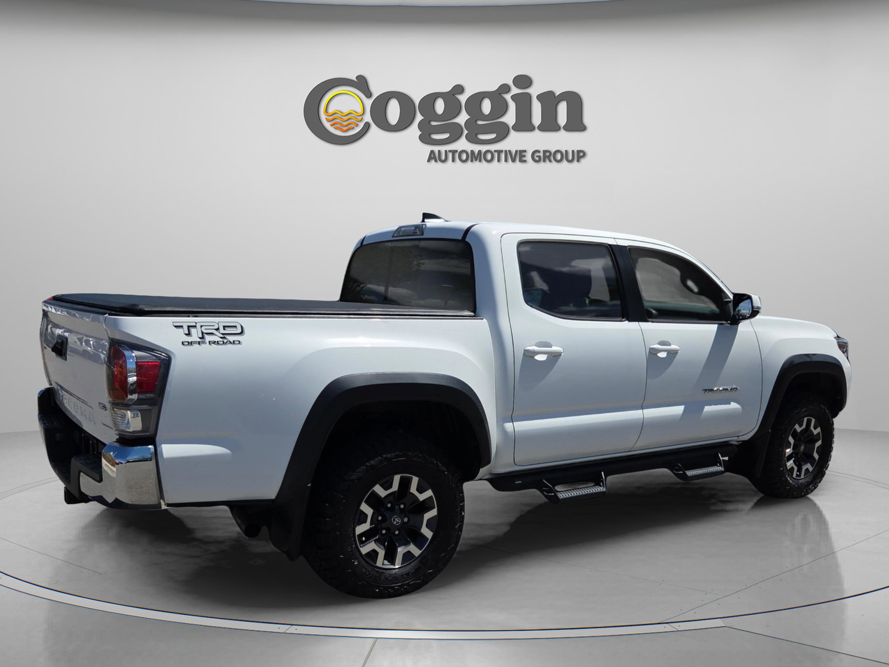 Used 2020 Toyota Tacoma TRD Off-Road RWD image 5