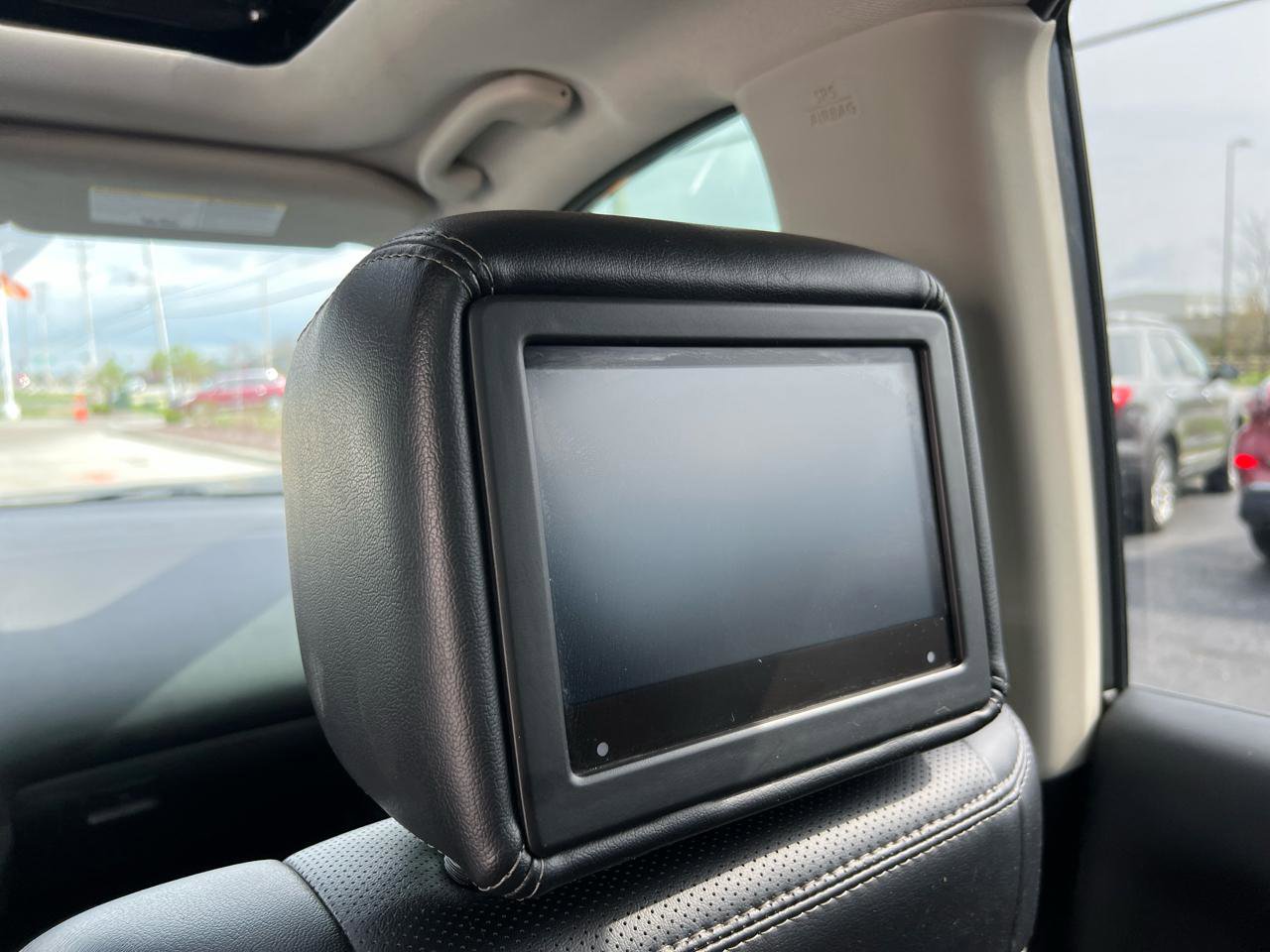 Used 2019 Nissan Pathfinder Platinum AWD/4WD image 18
