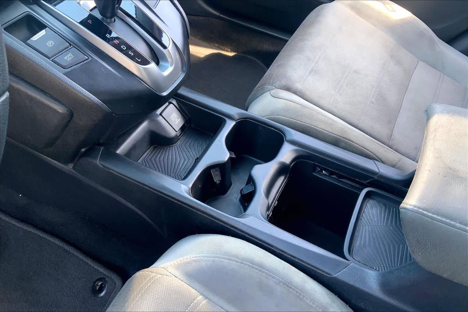 Used 2018 Honda CR-V EX image 17