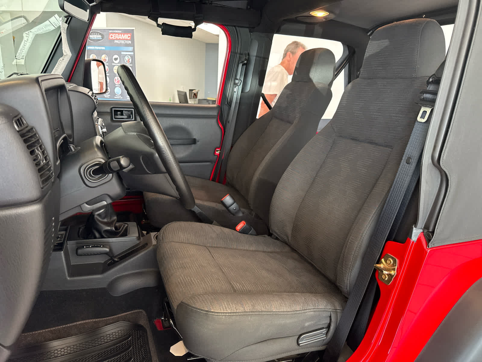 Used 2005 Jeep Wrangler SE AWD/4WD image 6
