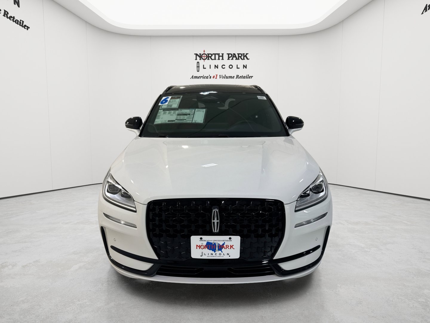 New 2026 Lincoln Corsair Reserve FWD image 32