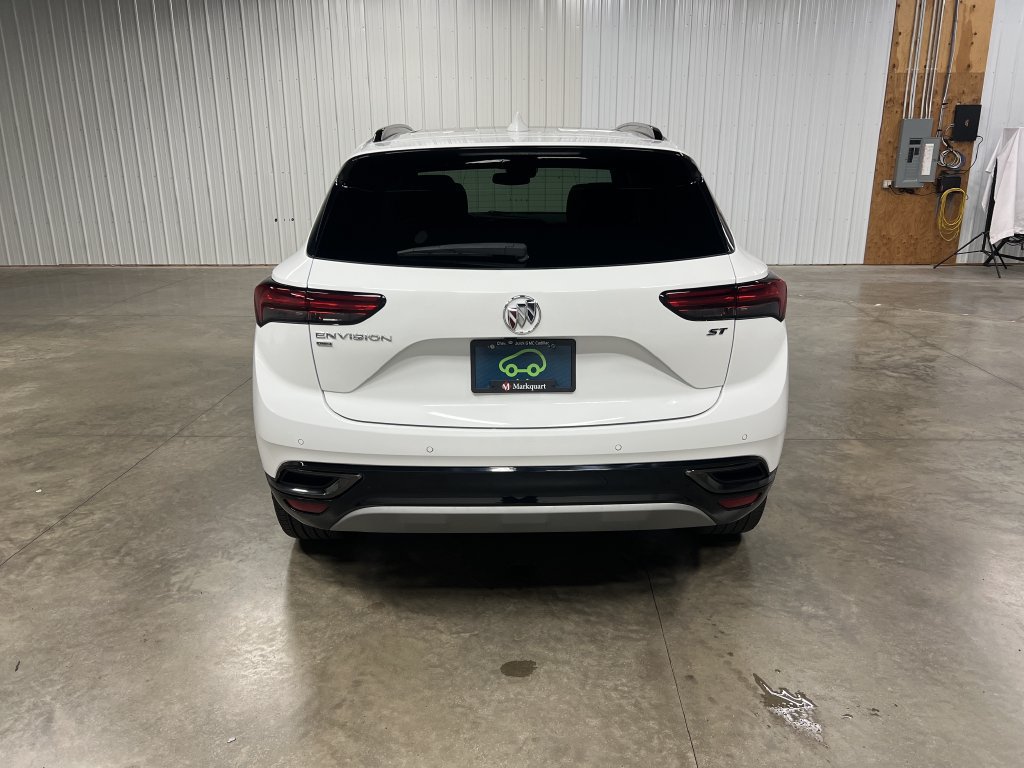 Certified 2023 Buick Envision Essence w/ Sport Touring Package AWD/4WD image 9