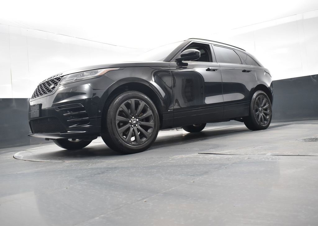 Used 2018 Land Rover Range Rover Velar R-Dynamic SE image 24