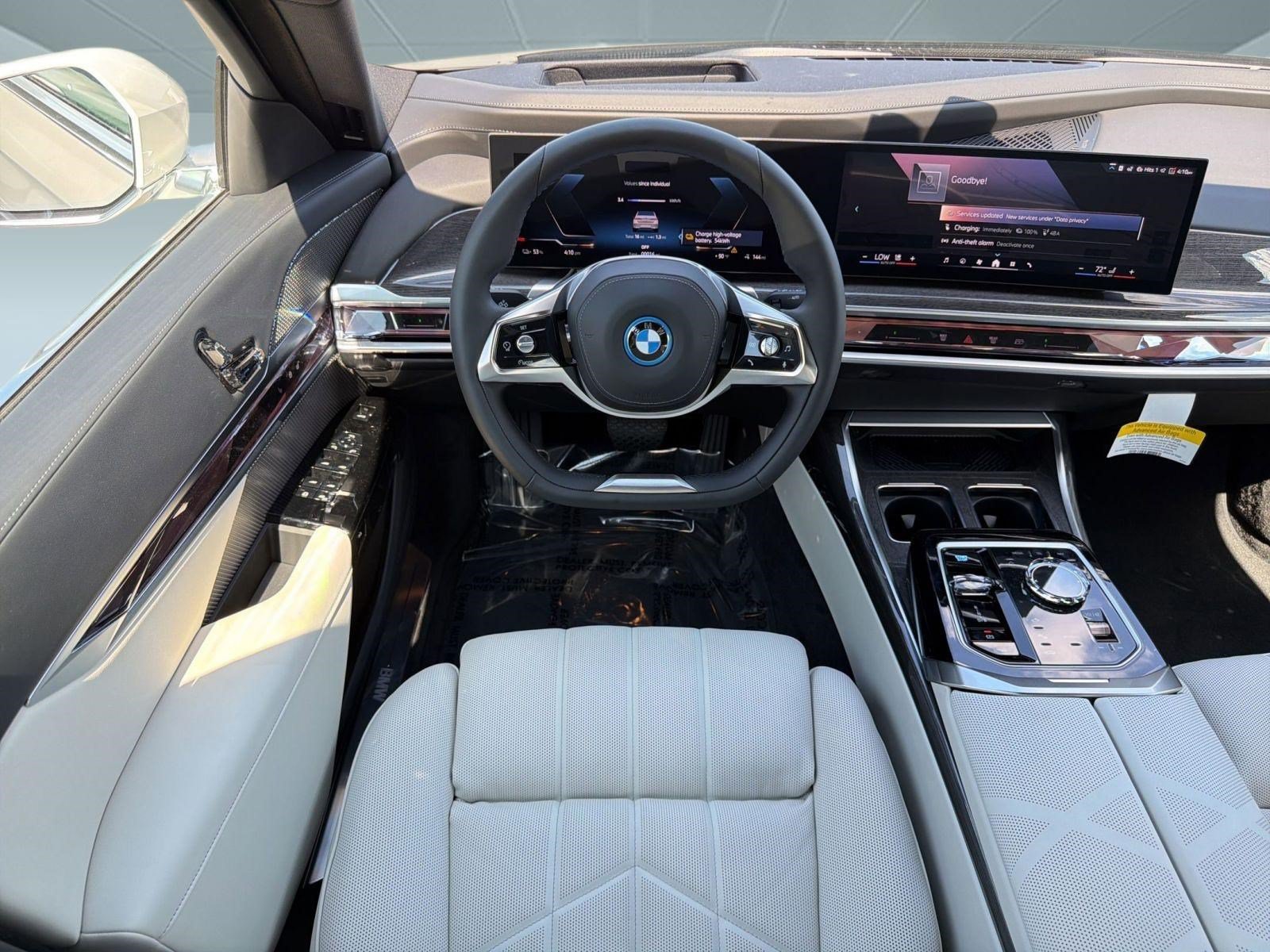 New 2026 BMW i7 xDrive60 AWD/4WD image 4