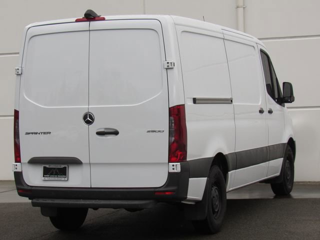Used 2024 Mercedes-Benz Sprinter 2500 image 6