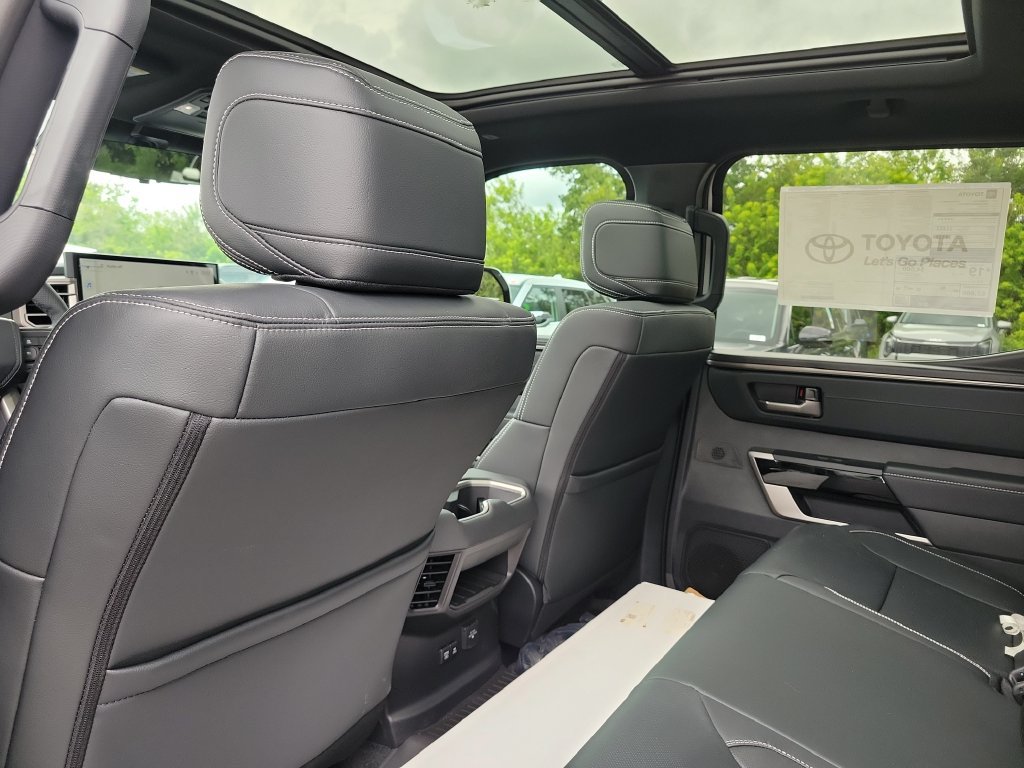 New 2026 Toyota Tundra Limited AWD/4WD image 25