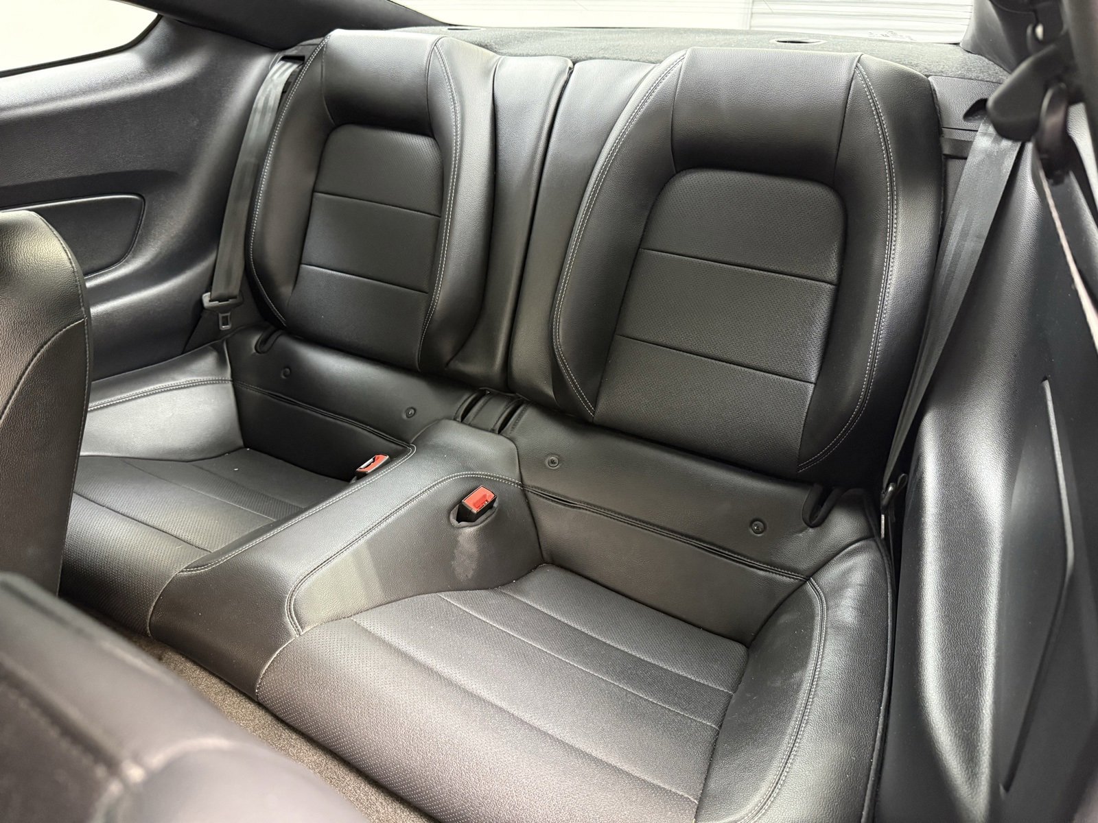 Used 2018 Ford Mustang GT Premium w/ Safe & Smart Package image 22