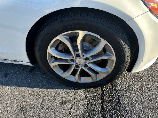 Used 2015 Mercedes-Benz C 300 4MATIC Sedan image 14