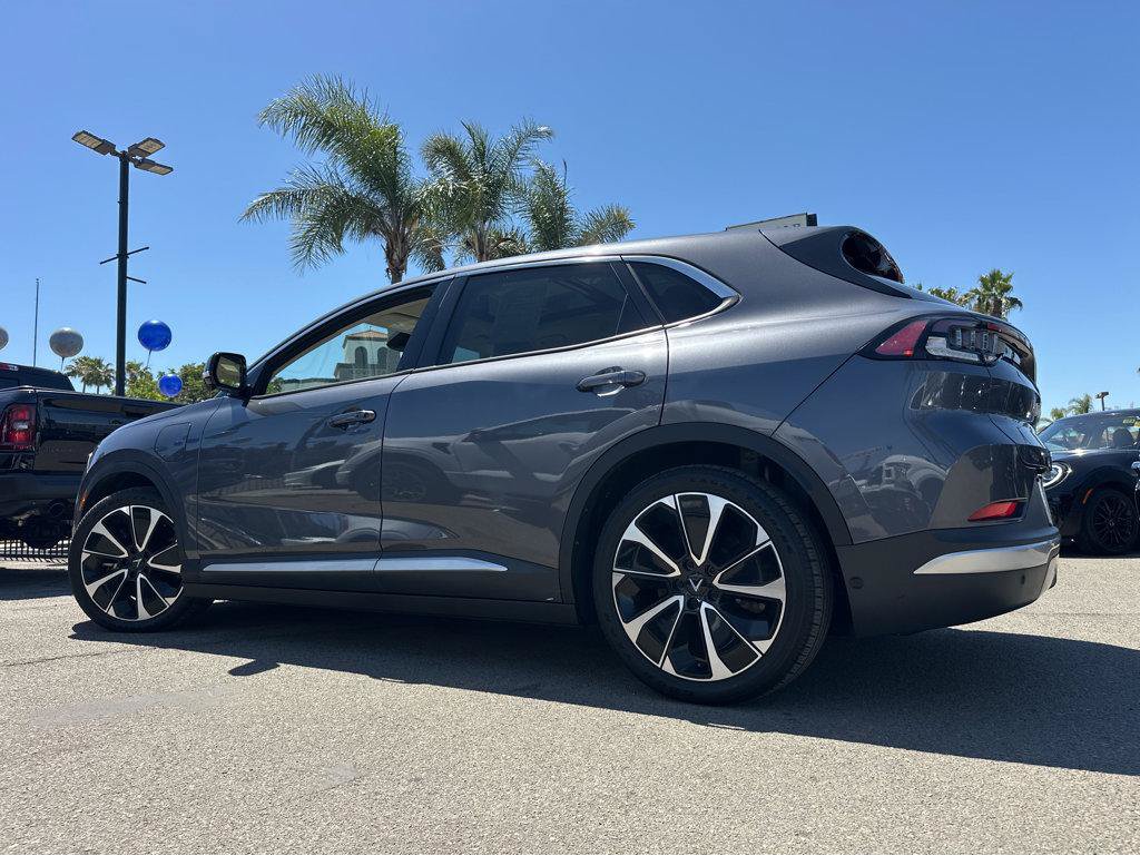 Used 2023 VinFast VF 8 Plus AWD/4WD image 3