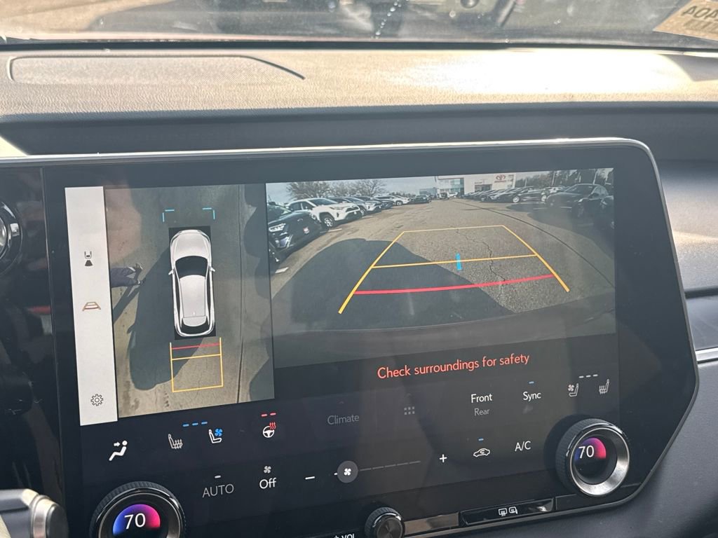 Used 2024 Lexus RX 350 AWD image 25