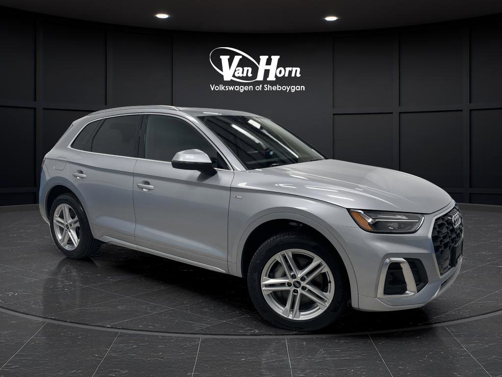 Used 2024 Audi Q5 e Premium Plus w/ Premium Plus Package image 41