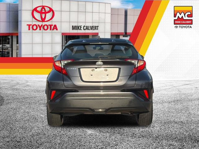 Used 2020 Toyota C-HR XLE FWD image 4