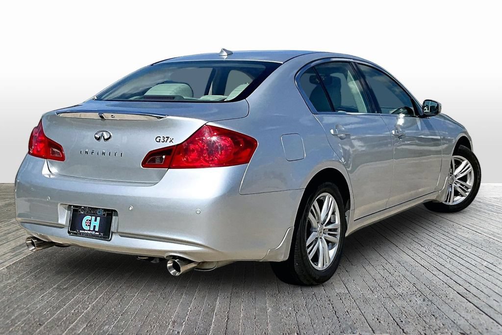 Used 2011 INFINITI G37 x Sedan w/ Premium Pkg AWD/4WD image 6