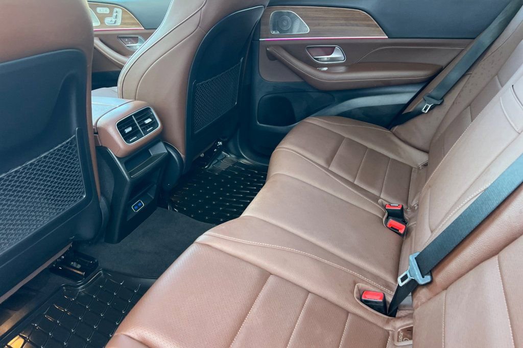 Used 2024 Mercedes-Benz GLE 350 4MATIC image 9