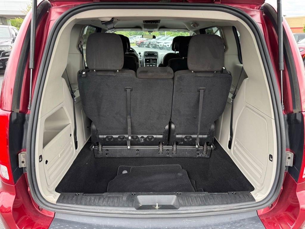 Used 2016 Dodge Grand Caravan SE w/ Quick Order Package 29E SE FWD image 24