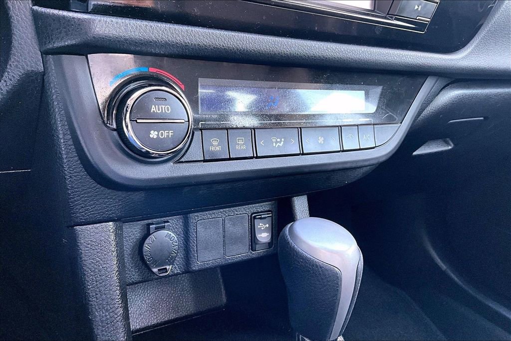 Used 2014 Toyota Corolla S FWD image 14