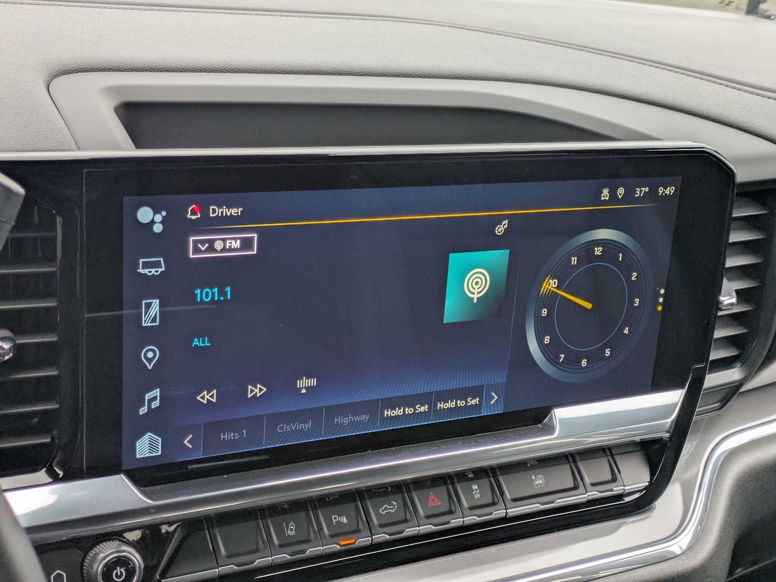 Used 2024 Chevrolet Silverado 3500 High Country w/ High Country Premium Package image 33