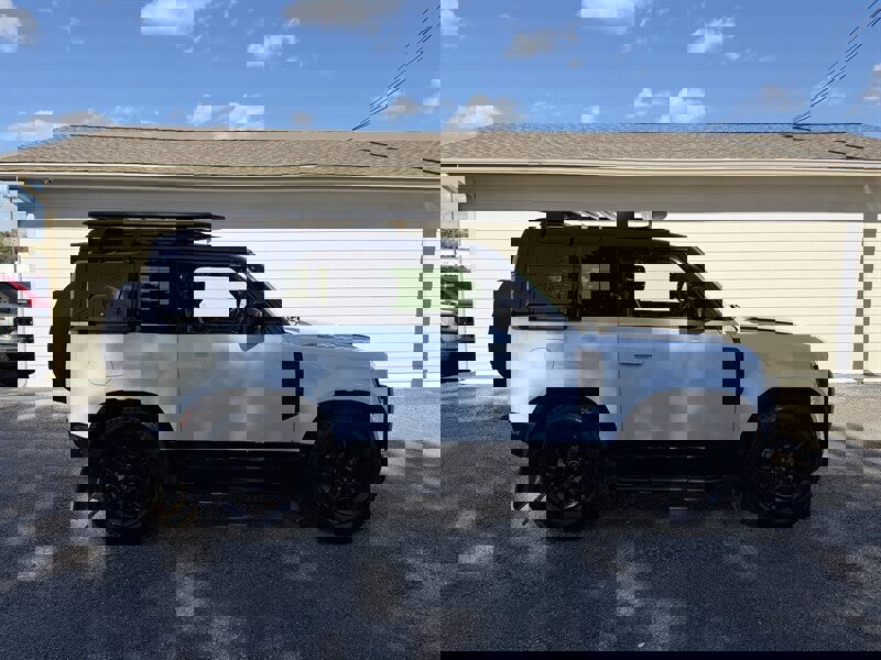 Used 2023 Land Rover Defender 90 X-Dynamic SE