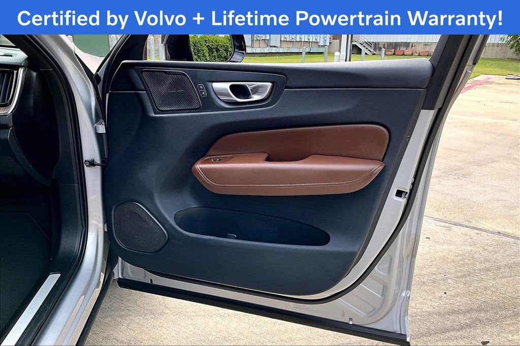 Certified 2024 Volvo XC60 B5 Plus w/ Protection Package Premier AWD/4WD image 25