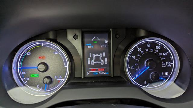 Used 2021 Toyota Venza LE image 27