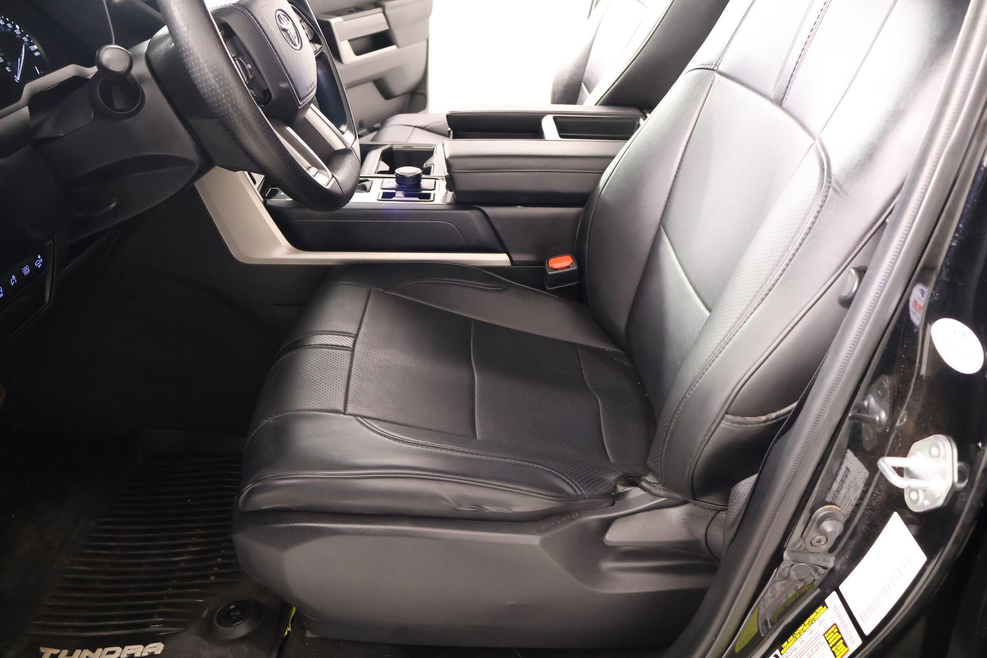 Used 2023 Toyota Tundra SR5 w/ SR5 Convenience Package AWD/4WD image 10
