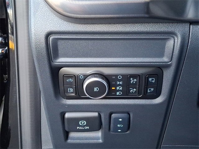 Used 2025 Ford F150 Platinum w/ Equipment Group 702A High image 28