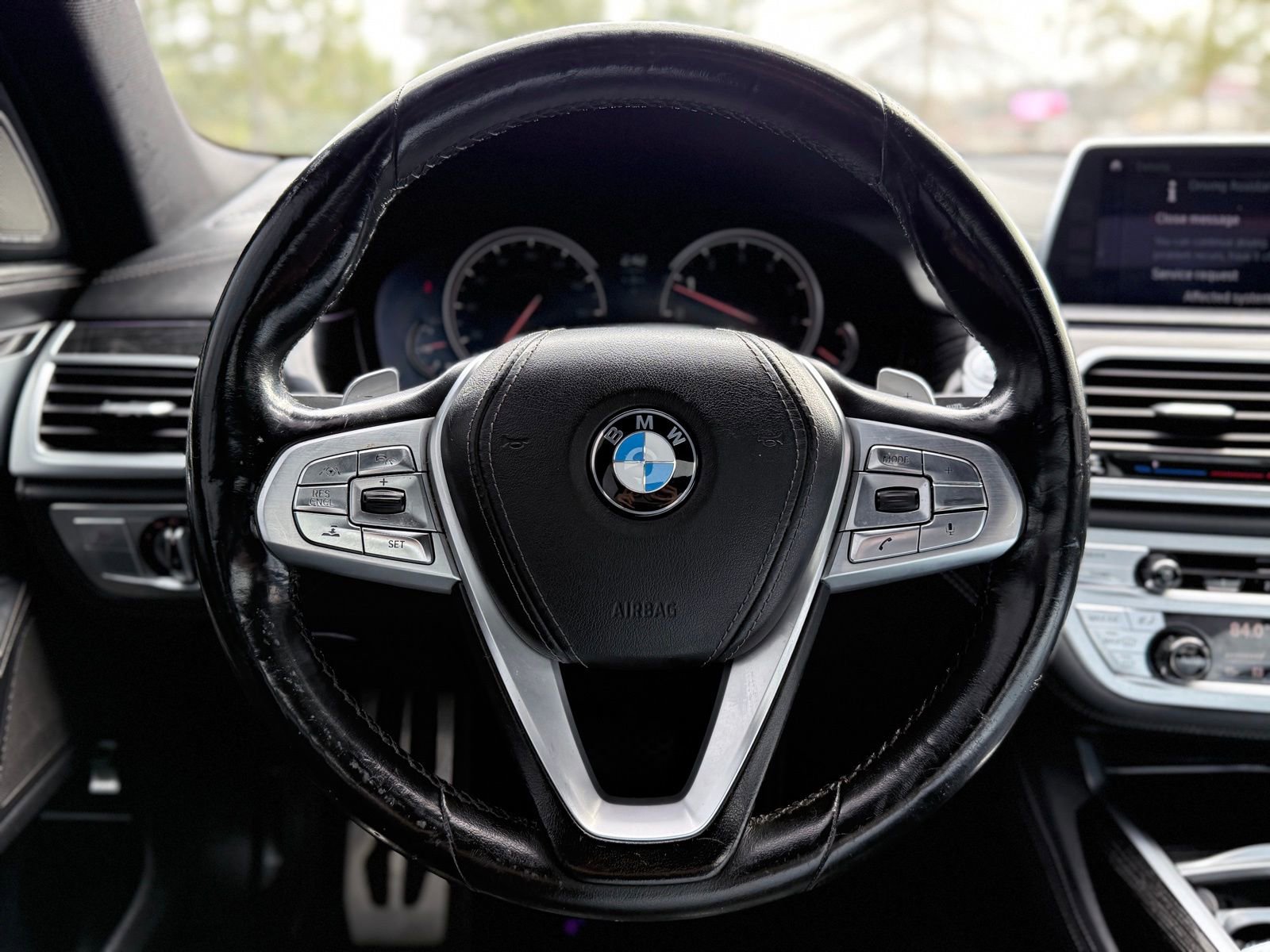 Used 2018 BMW 750i xDrive image 24