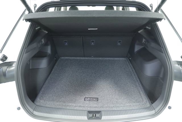 New 2026 Volkswagen Tiguan SEL R-Line image 36