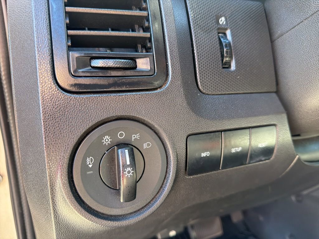 Used 2011 Ford Escape XLT w/ 201A Rapid Spec Order Code image 14