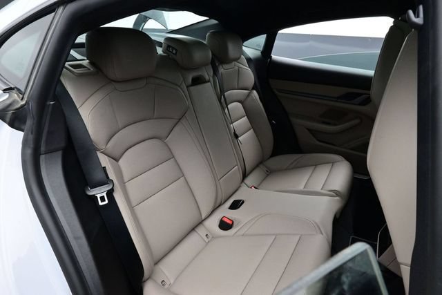 Used 2025 Porsche Taycan RWD image 17
