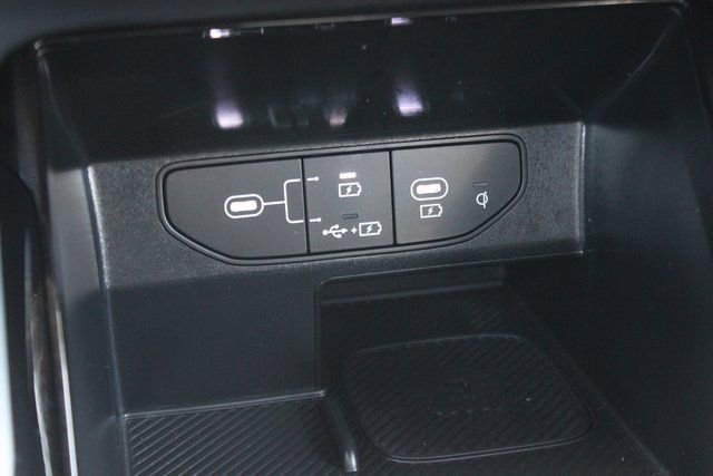 Used 2025 Kia Sorento SX image 10