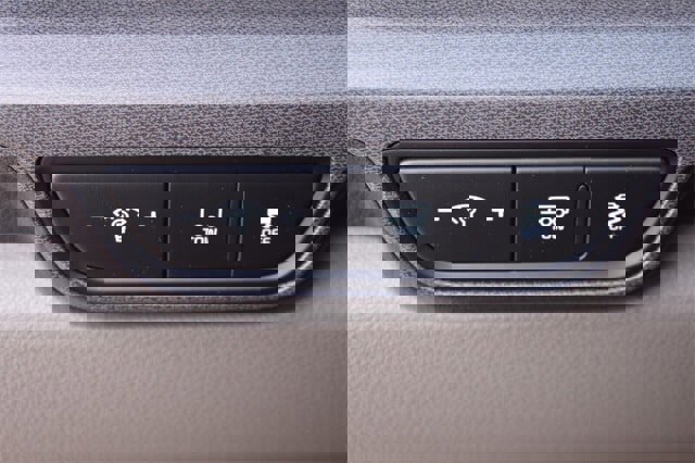 New 2026 Kia Carnival EX image 23