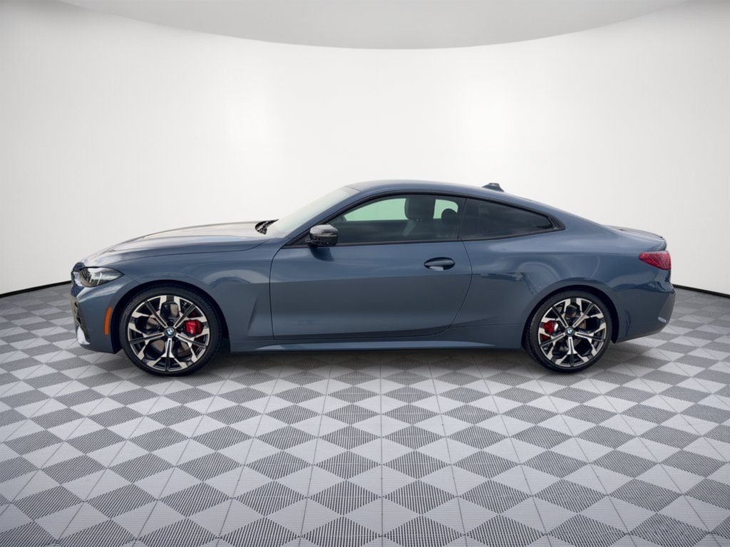 Used 2026 BMW 430i Coupe w/ M Sport Package RWD image 2