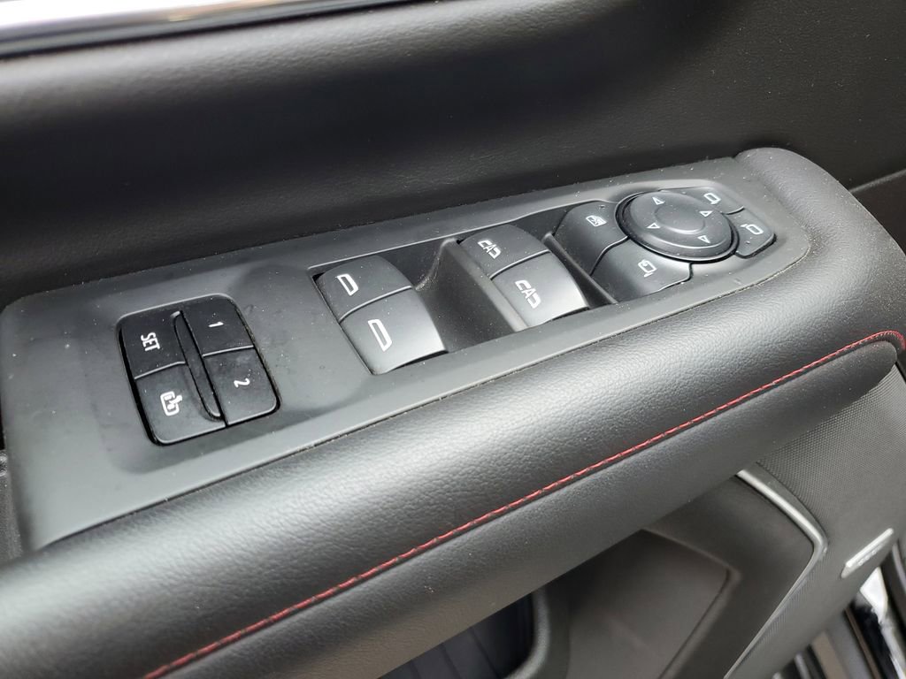 Used 2021 Chevrolet Tahoe RST w/ Luxury Package image 24