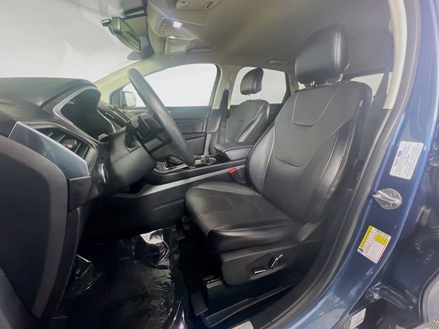 Used 2018 Ford Edge Titanium image 10
