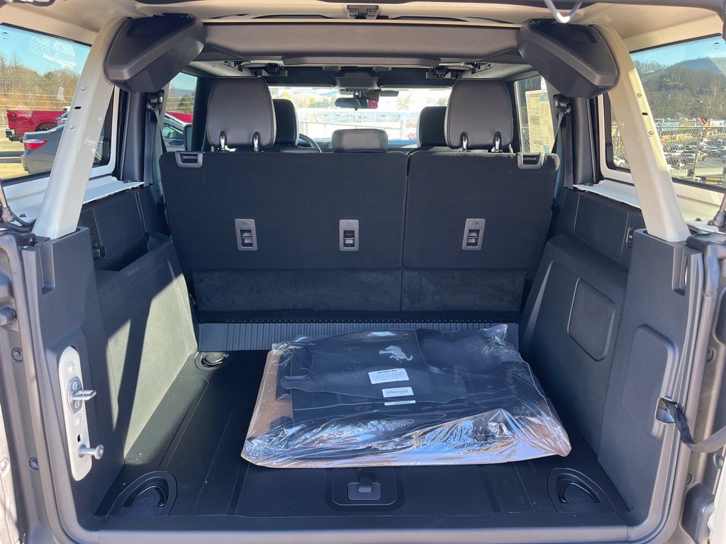 New 2025 Ford Bronco Badlands w/ Sasquatch Package AWD/4WD image 20