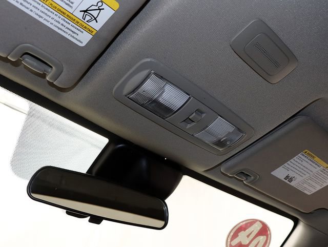 Used 2024 Nissan Frontier S w/ S Utility Package image 22