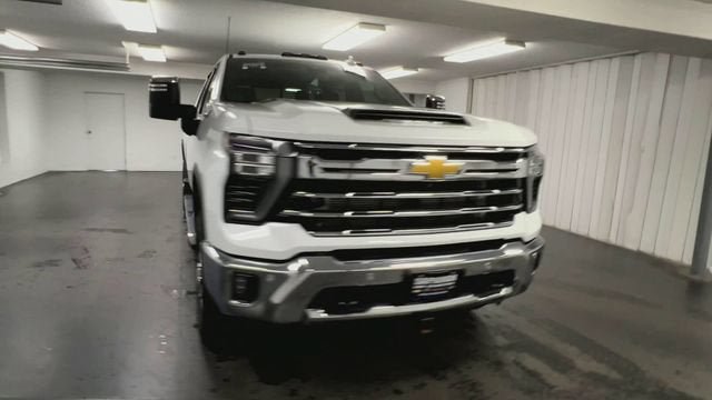 Certified 2025 Chevrolet Silverado 2500 LTZ w/ LTZ Convenience Package AWD/4WD image 3
