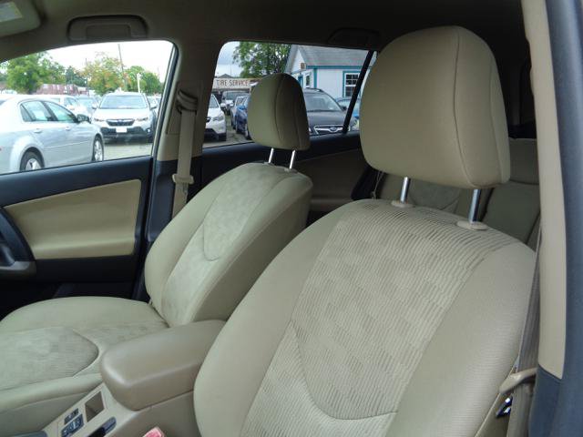Used 2010 Toyota RAV4 4WD image 15
