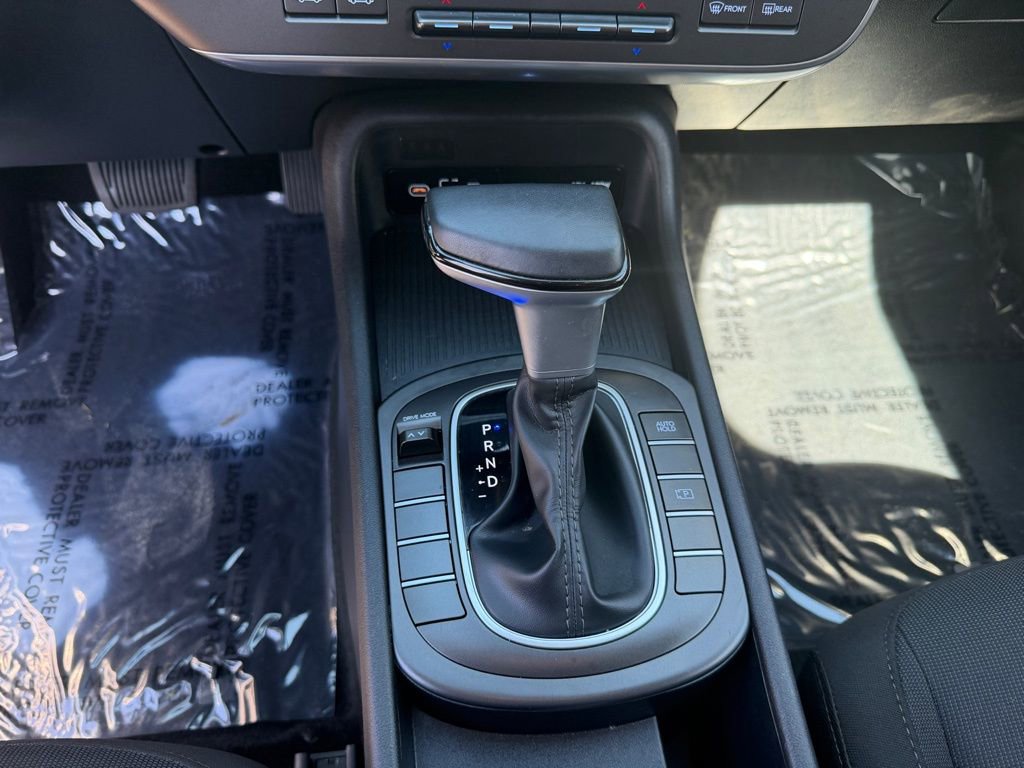 Used 2025 Hyundai Kona SEL image 27