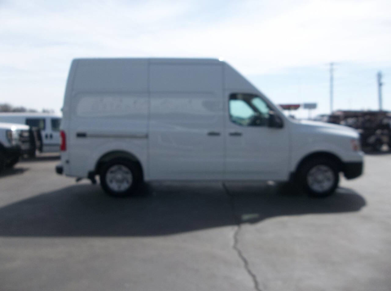 Used 2019 Nissan NV 2500 SV w/ Navigation Package image 6