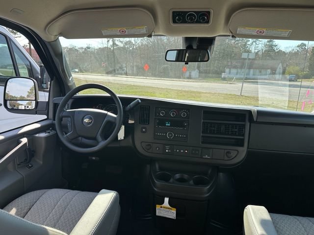 Certified 2024 Chevrolet Express 3500 LT w/ LT Preferred Equipment Group RWD image 9