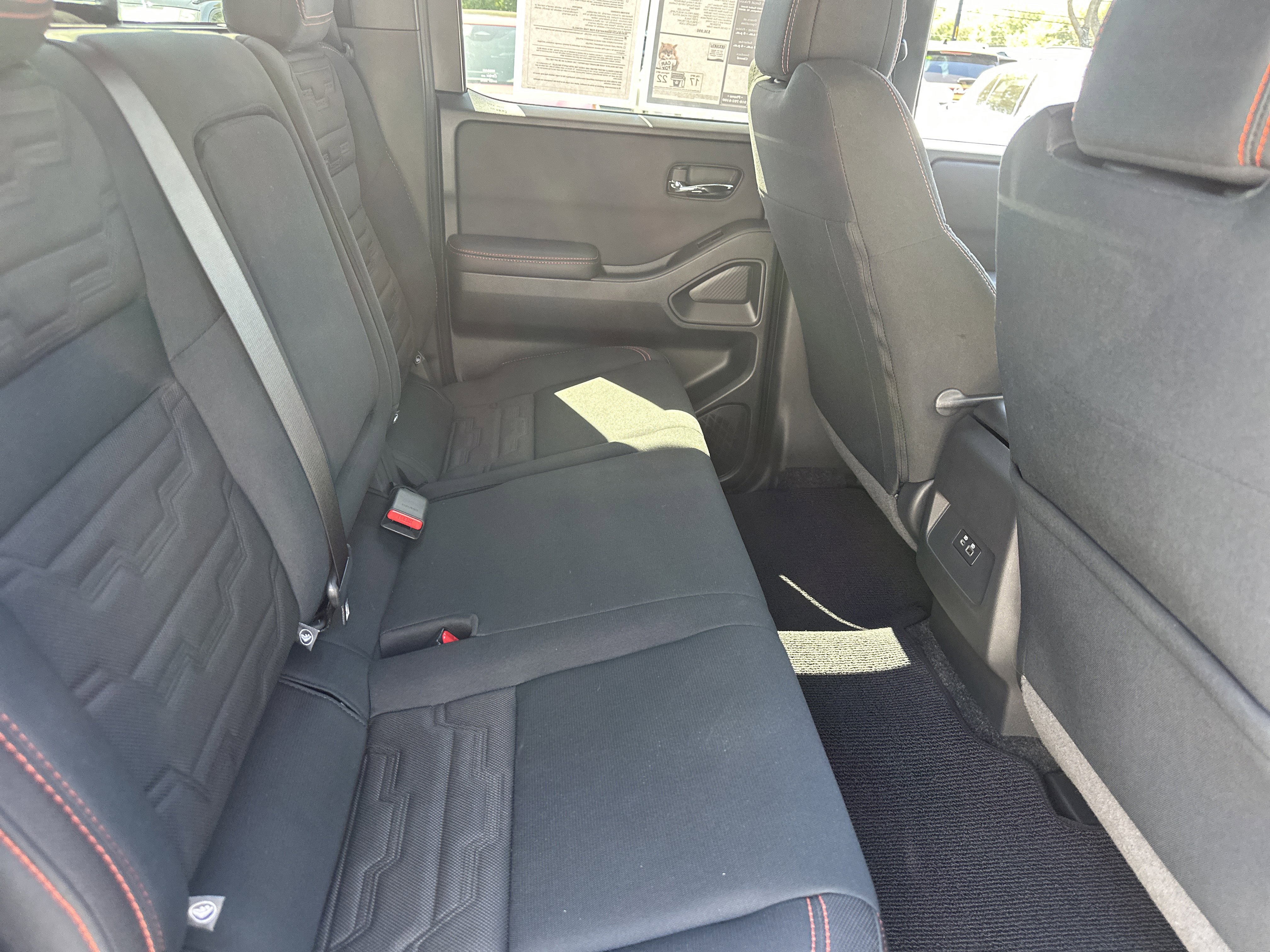 Used 2024 Nissan Frontier PRO-4X w/ Off-Road Protection Package AWD/4WD image 14