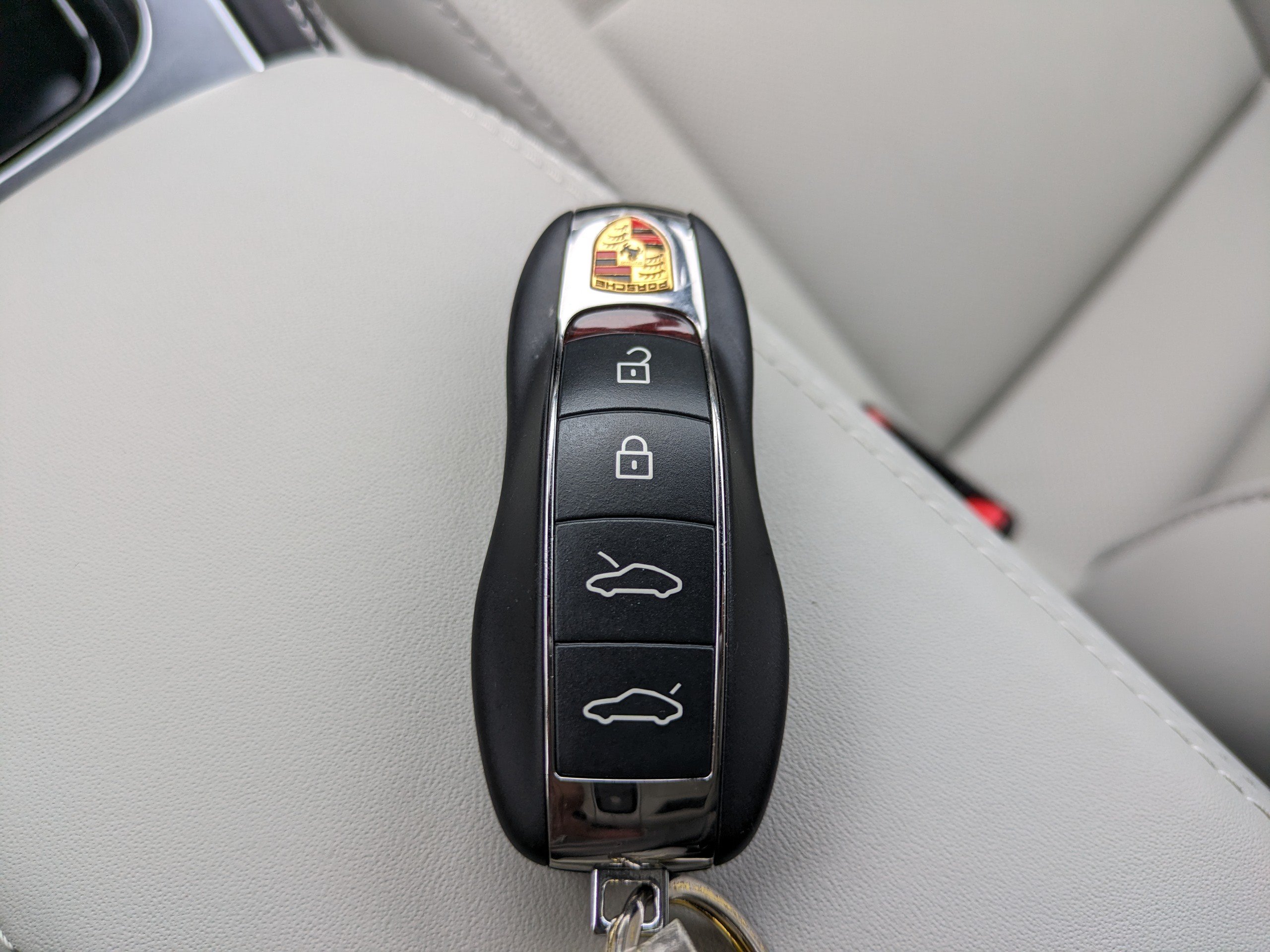 Used 2023 Porsche 718 Cayman GTS RWD image 32