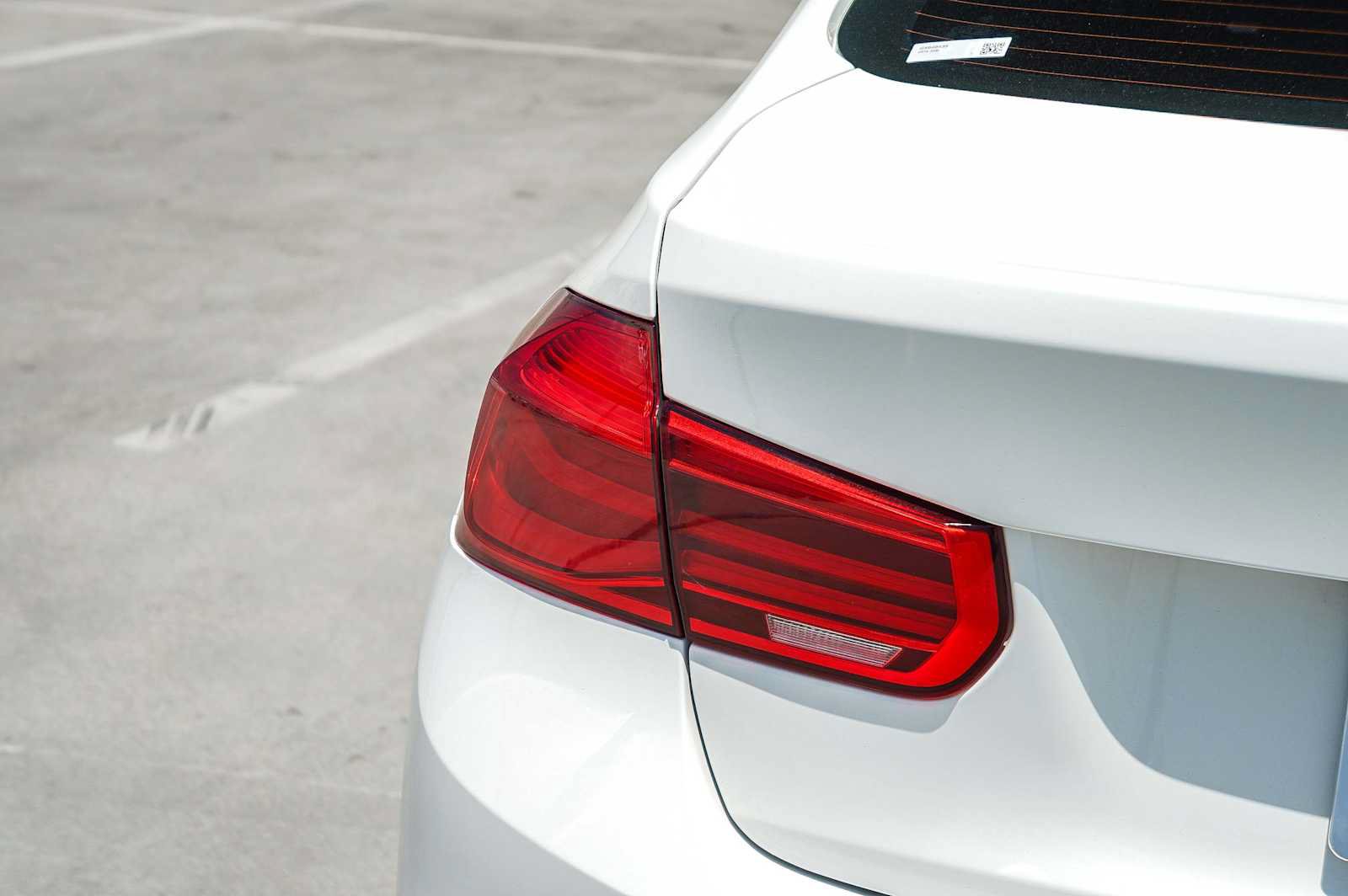 Used 2016 BMW 328i Sedan RWD image 8