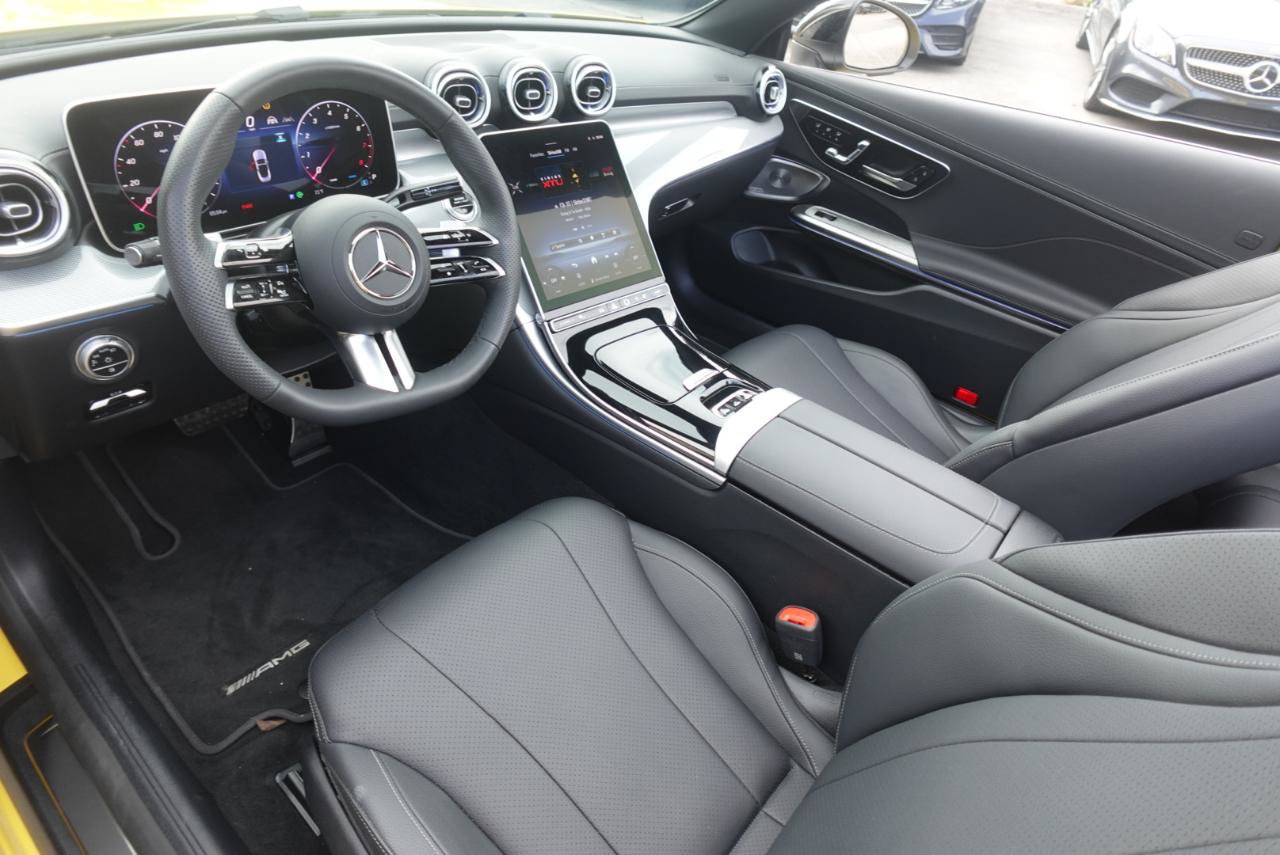 Used 2026 Mercedes-Benz CLE 450 4MATIC Cabriolet w/ Driver Assistance Package image 16