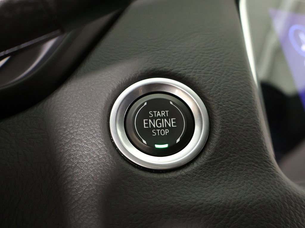 Used 2023 Cadillac XT4 Sport image 39