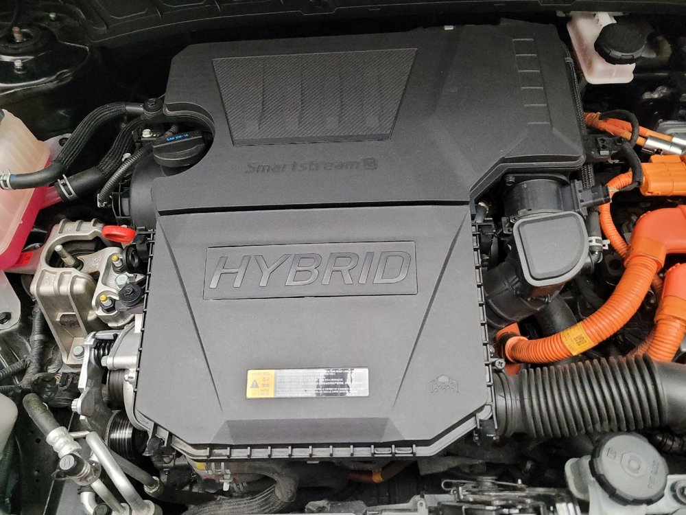 Used 2023 Kia Niro EX FWD image 30