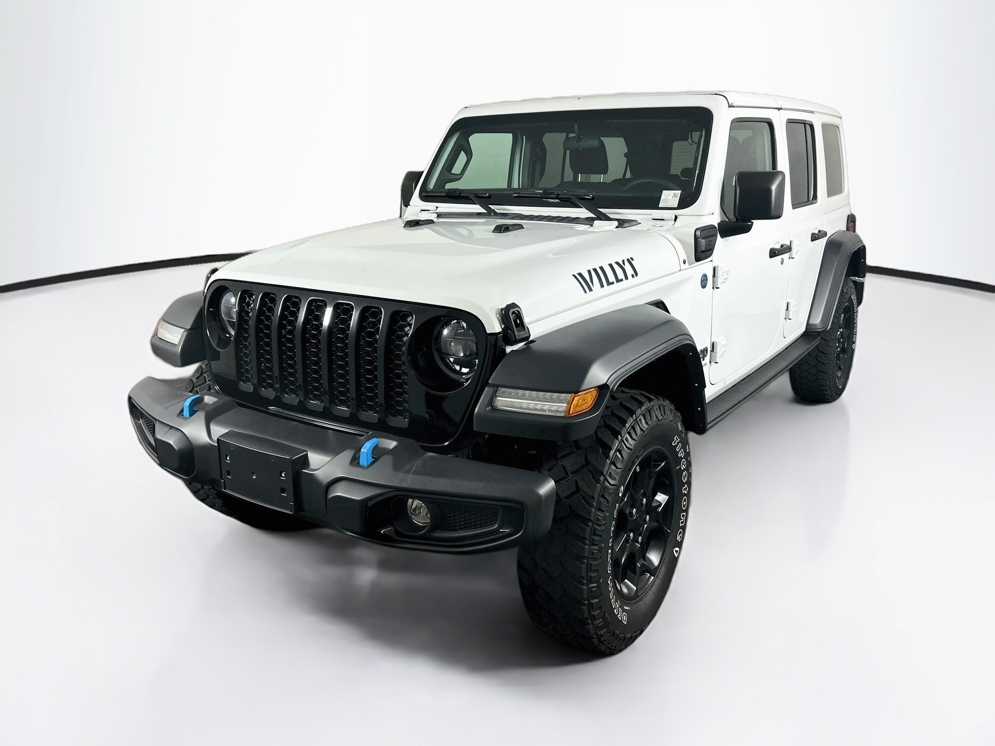 Used 2023 Jeep Wrangler Unlimited w/ Cold Weather Group AWD/4WD image 3