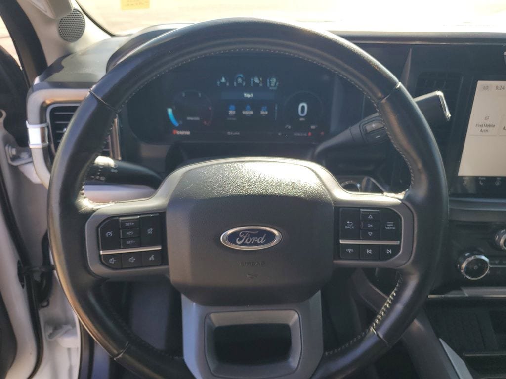 Used 2024 Ford F250 Lariat AWD/4WD image 10